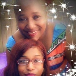 Meet your Posher, Demetrica